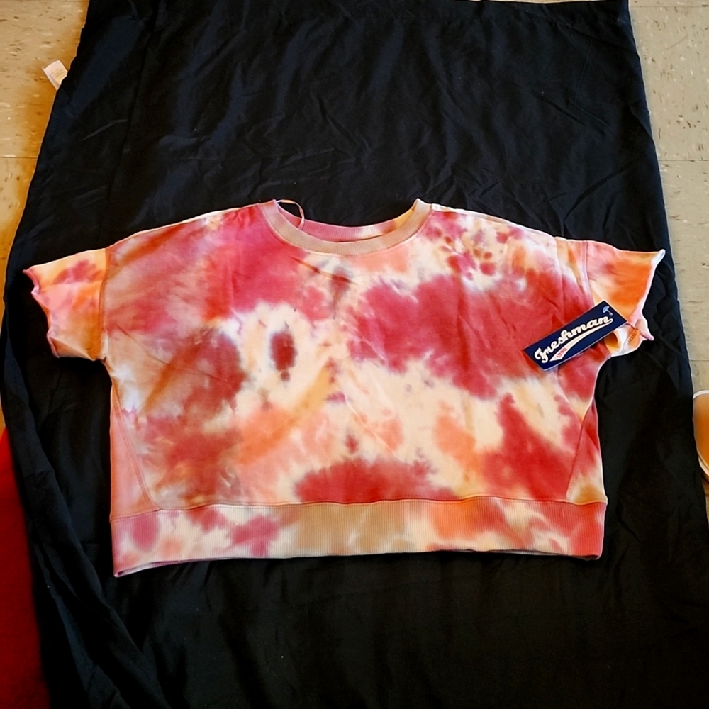 Brand New Crop tye Die Shirt size small